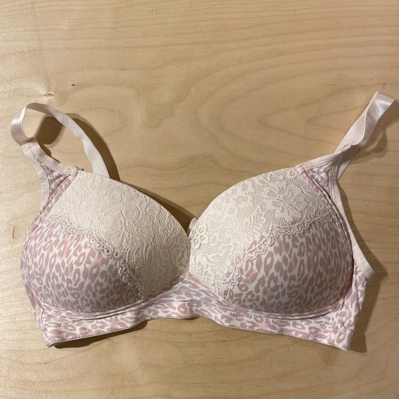 Gloria Vanderbilt No Wire Bra 38 D (KQ) - Picture 1 of 11